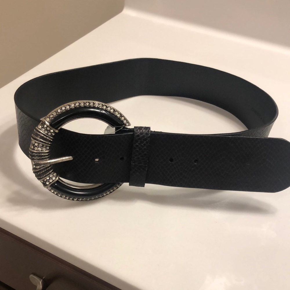 Chico’s NWT vintage exotic beaded/rhinestone buckle leather belt